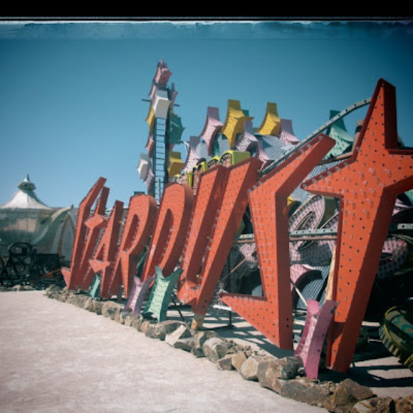 Meet your Posher, Denise - Picture 1 of 1